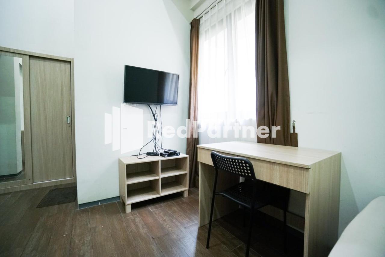 Toba Mansion Syariah Near Benhil Redpartner Hotel Джакарта Екстериор снимка
