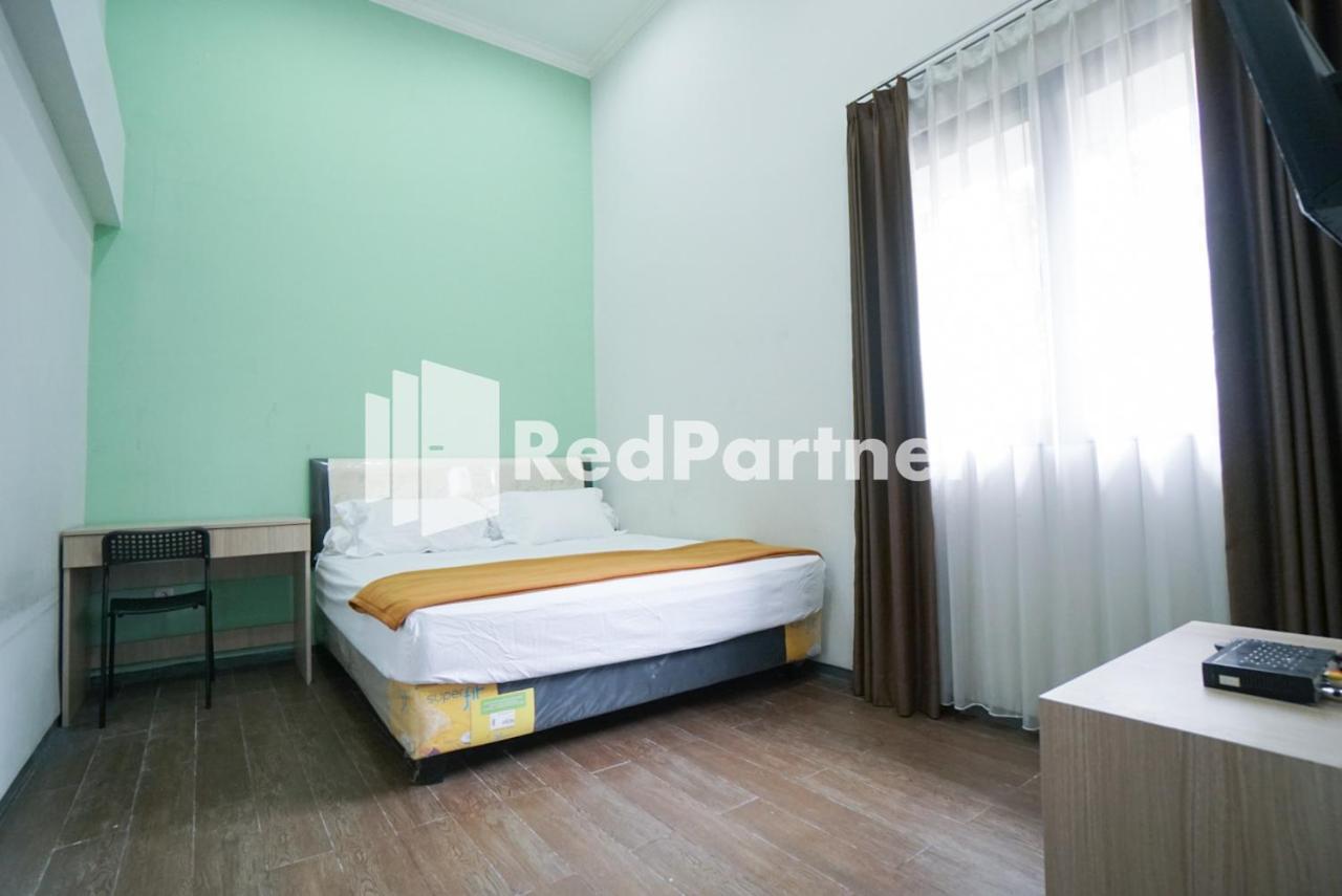 Toba Mansion Syariah Near Benhil Redpartner Hotel Джакарта Екстериор снимка